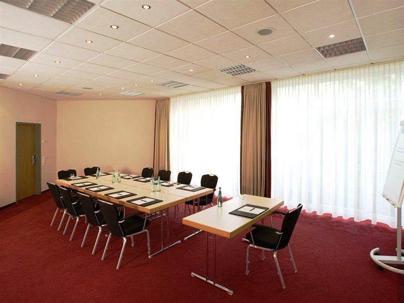 Nh Berlin Potsdam Conference Center 호텔 클래인마히노브 외부 사진