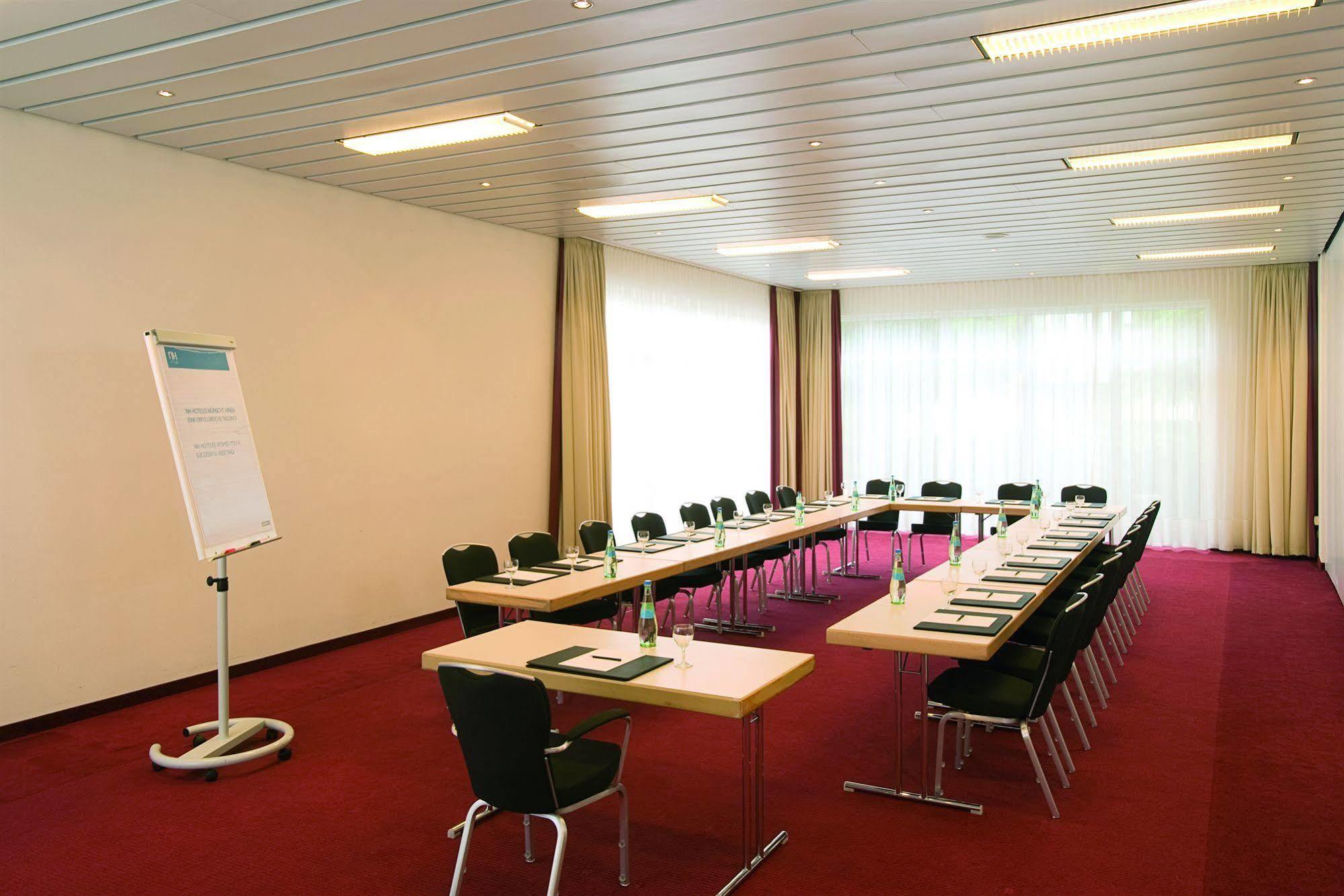 Nh Berlin Potsdam Conference Center 호텔 클래인마히노브 외부 사진